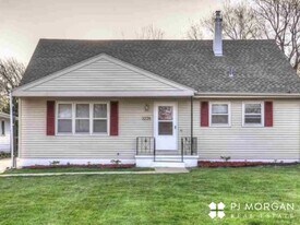 3225 S 44th St in Omaha, NE - Building Photo