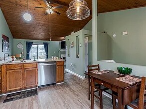 1452 Hartland Woods Way in Lexington, KY - Building Photo - Building Photo