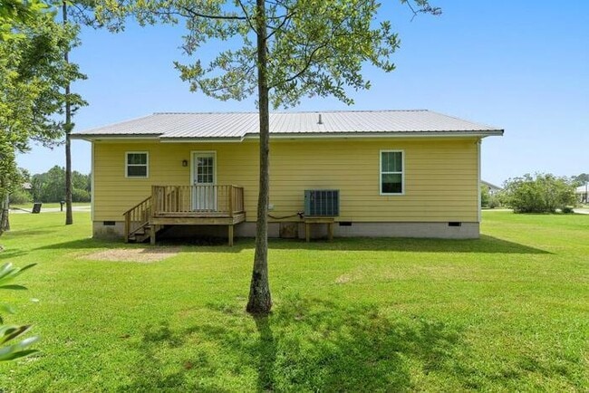 105 Cecelia St in Bay St. Louis, MS - Building Photo - Building Photo