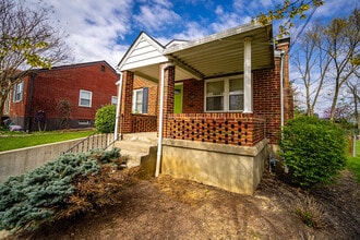 1128 Exter Dr in Park Hills, KY - Building Photo - Building Photo