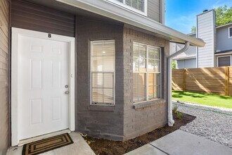 2009 Kirksey Dr in Austin, TX - Building Photo - Building Photo