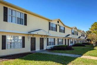 Landon Trace Townhomes in Orlando, FL - Foto de edificio - Building Photo