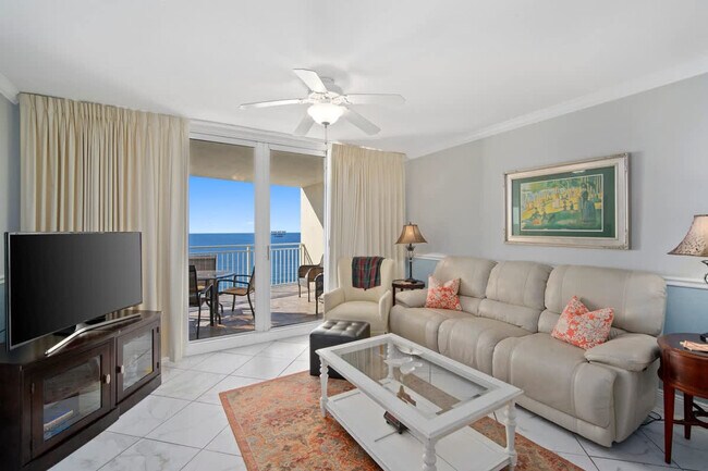 14825C2 Front Beach Rd in Panama City Beach, FL - Foto de edificio - Building Photo