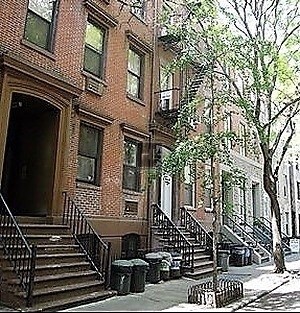 350 W 21st St-Unit -1 in New York, NY - Building Photo