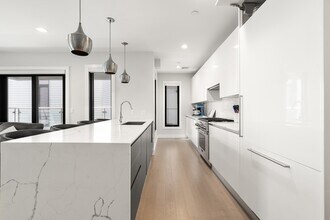 39 A St in Boston, MA - Building Photo - Building Photo