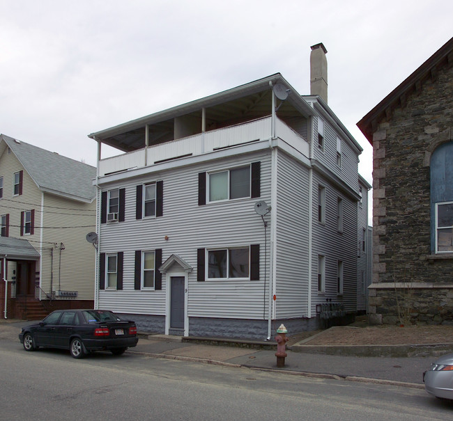 9 Cedar St in Taunton, MA - Building Photo - Building Photo