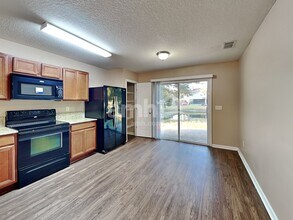 12618 Wooded Bluff Ct in Jacksonville, FL - Building Photo - Building Photo