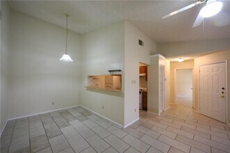12212 Alderbrook Dr in Austin, TX - Building Photo - Building Photo