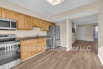 490 Arwell Ct in Frederick, MD - Building Photo - Building Photo