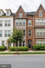 219 Strummer Ln in Gaithersburg, MD - Building Photo - Building Photo