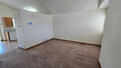 7238 Banberry Dr in Colorado Springs, CO - Building Photo - Building Photo