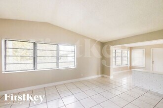 1501 NW 16th Ln in Fort Lauderdale, FL - Building Photo - Building Photo