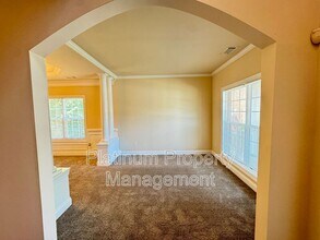 3225 Landingview Ct in Lilburn, GA - Building Photo - Building Photo