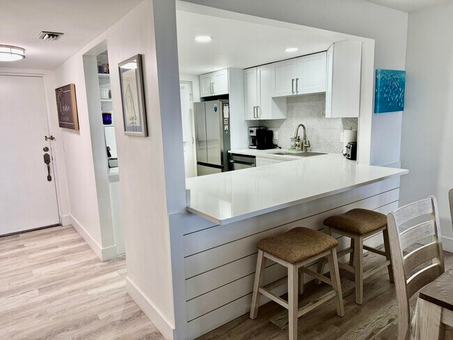 5500 NW 2nd Ave in Boca Raton, FL - Building Photo - Building Photo