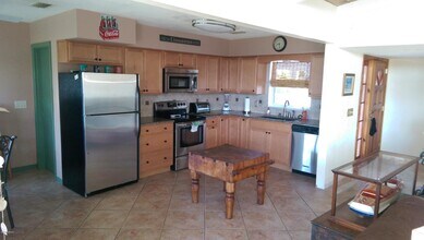 8 Juniper Dr in Ormond Beach, FL - Building Photo - Building Photo