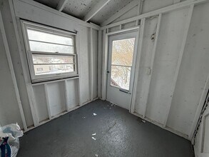 1206 Pringle Ave in Jackson, MI - Building Photo - Building Photo