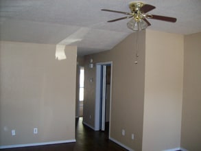 410 S Greengate Dr in Yukon, OK - Building Photo - Building Photo