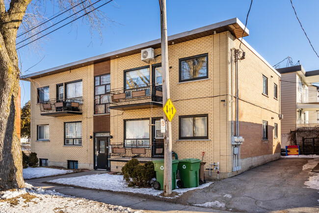 798 13E Av in Lachine, QC - Building Photo - Building Photo