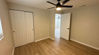 38620 2nd Ave in Zephyrhills, FL - Building Photo - Building Photo