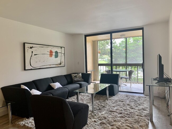 property at 950 Egret Cir