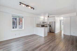 12 Sudbury St in Toronto, ON - Building Photo - Building Photo