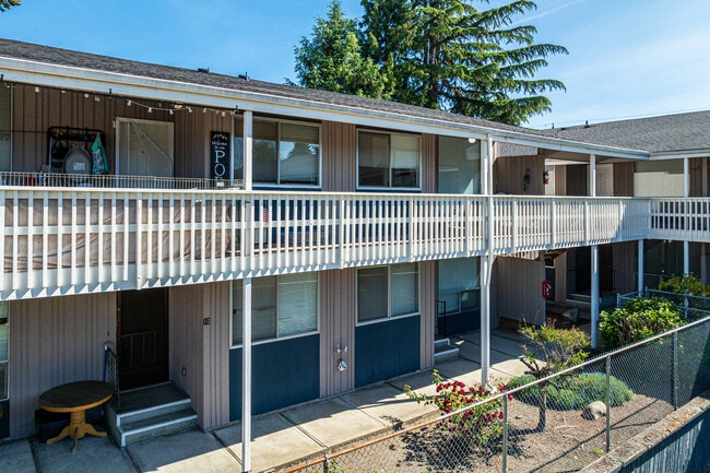 Garden Square Apartments