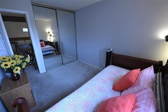 13443 Garden Grv in Houston, TX - Building Photo - Building Photo