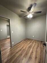 1313 Edgar Ave, Unit 5 in Mattoon, IL - Foto de edificio - Building Photo