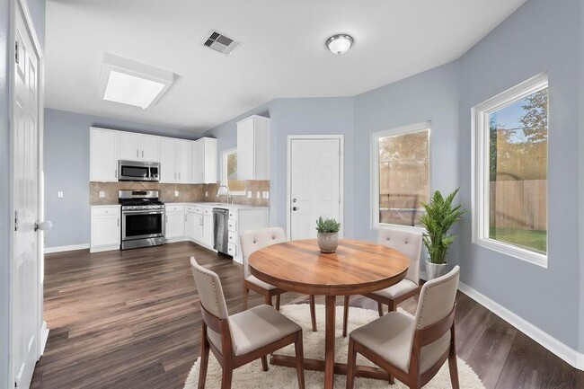 29639 Turnbury Village Dr in Spring, TX - Building Photo - Building Photo