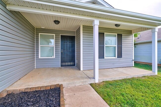 10425 Aberdeen Dr in Yukon, OK - Building Photo - Building Photo