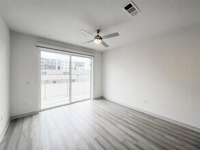 3636 W Dallas St in Houston, TX - Foto de edificio - Building Photo