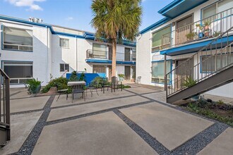 2020 Huldy St in Houston, TX - Building Photo - Building Photo