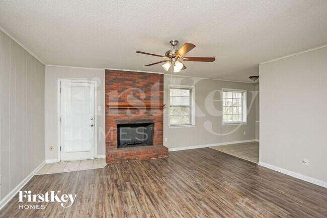 7931 Carol Elaine Cir in Memphis, TN - Foto de edificio - Building Photo
