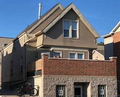 2016 W Clybourn St, Unit Marquette Housing - Upper