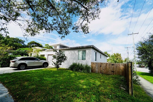 1505 SW 27th Ct in Fort Lauderdale, FL - Building Photo - Building Photo