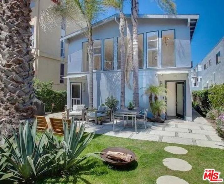 25 Catamaran St in Los Angeles, CA - Foto de edificio