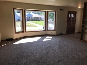 2419 28th Ave in Rock Island, IL - Building Photo - Building Photo