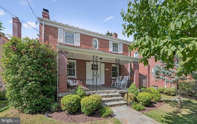 4413 Butterworth Pl NW in Washington, DC - Foto de edificio - Building Photo