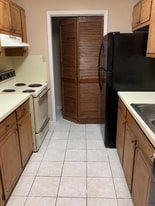 914 Chemin Dr in Baker, LA - Building Photo