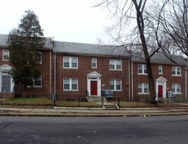 1305 Orren St NE Apartments