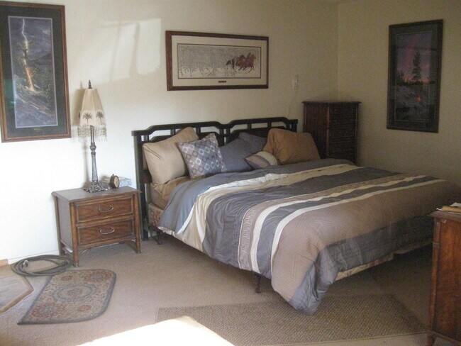 9008 Hierba Rd, Unit SierraVista in Agua Dulce, CA - Building Photo - Building Photo