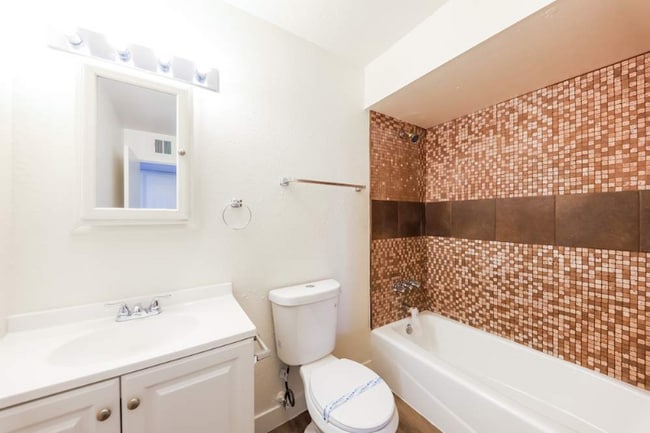 4908 W Catalina Dr in Phoenix, AZ - Building Photo - Building Photo