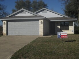 912 Carla Kay Dr in Belton, TX - Building Photo