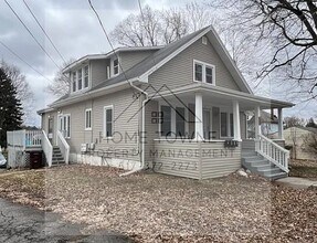 3319 Jewell Ave in Lansing, MI - Building Photo - Building Photo