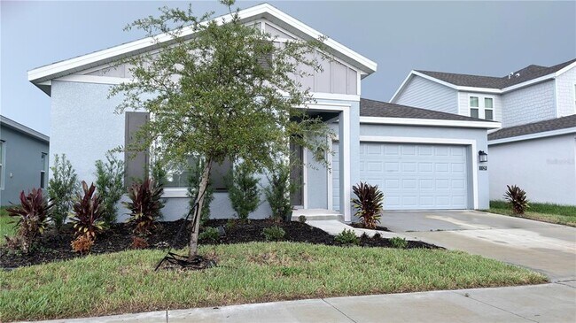 property at 1129 Deepwater Cir