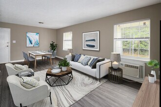 Lanier Terrace in Gainesville, GA - Building Photo - Building Photo