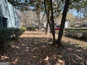 180 Woodstone Dr in Athens, GA - Building Photo - Building Photo