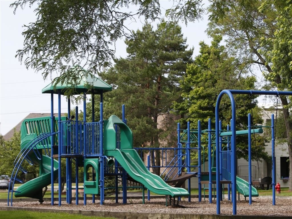 Arboretum Villages Apartments in Lisle, IL