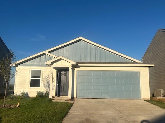 104 Bluebonnet Wy in Granbury, TX - Foto de edificio