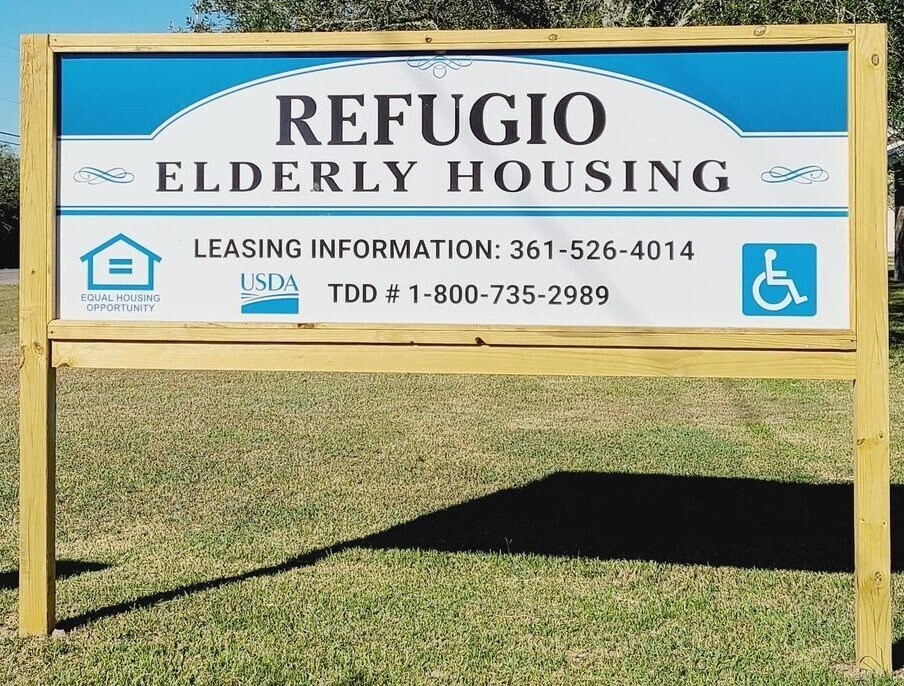 602 W Commons St in Refugio, TX - Building Photo